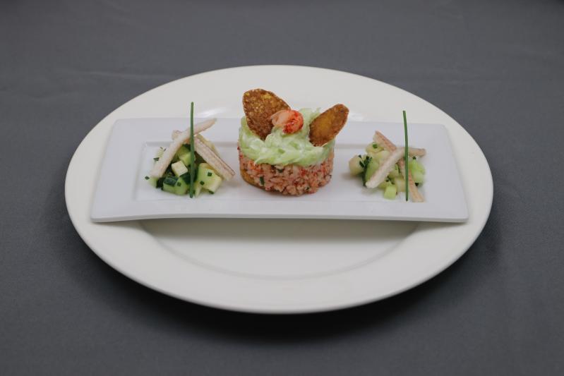 Tartaar van rivierkreeftjes met tzatziki paling en Granny Smith appel
